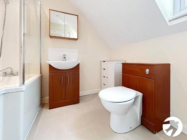 Townhouse for rent in Ringlestone, Midway