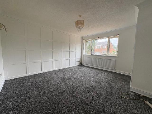 Townhouse for rent in Pennington, Wigan