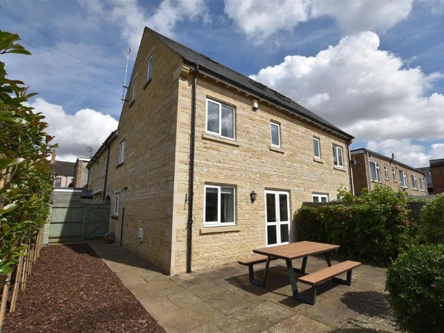 House for rent in Baron St Martin, Barholm