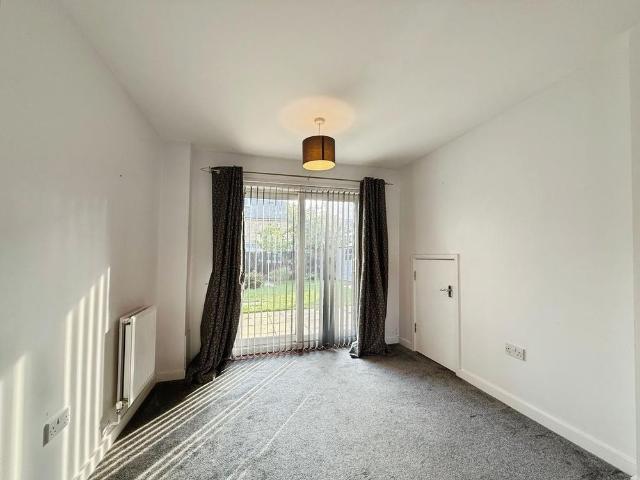 Townhouse for rent in Ravenswood, Ipswich