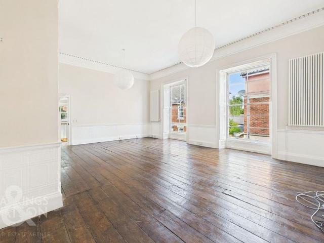 Townhouse for rent in Eastbridge, Suffolk