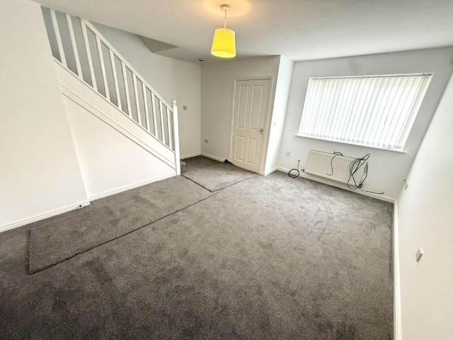Townhouse for rent in Fairfield, Warrington