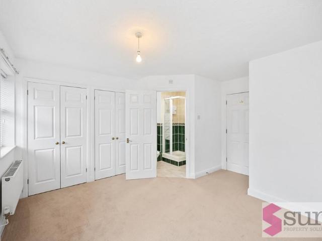Townhouse for rent in Queen's Park, Brighton & Hove