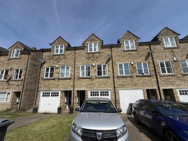 House for rent in Westwood Park, West Yorkshire
