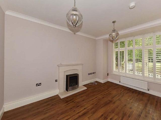 Townhouse for rent in Knutsford, Cheshire East