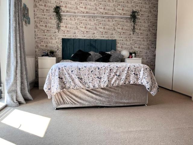 Townhouse for rent in SA1 Swansea Waterfront, Nangreaves