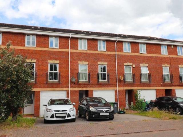 Townhouse for rent in Falcon Lodge, Wales