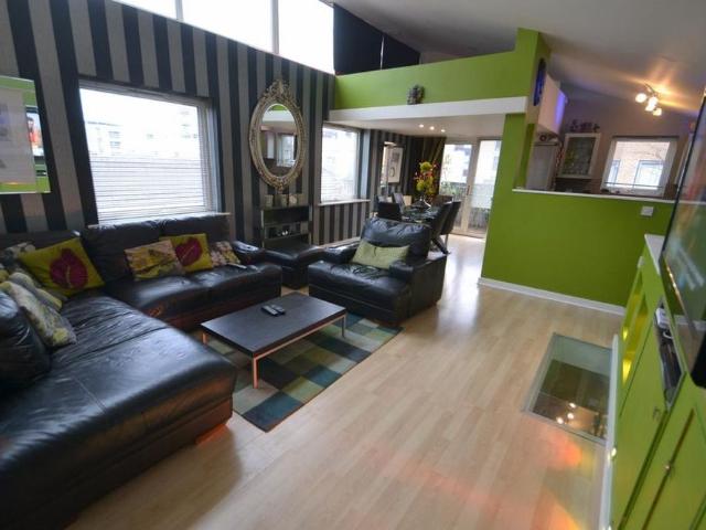 Townhouse for rent in Hulme, Georgia