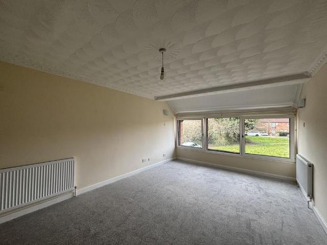 Townhouse for rent in Great Linford, Milton Keynes