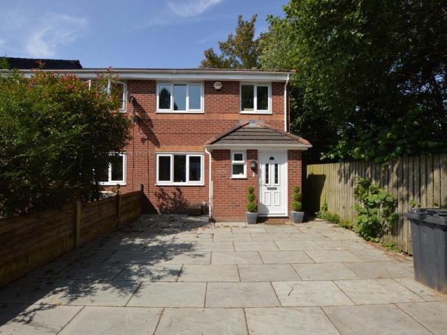 House for rent in Low Green, Wigan
