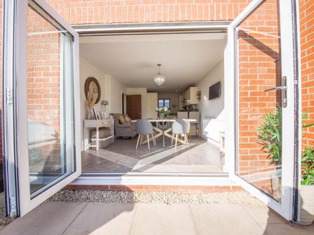 Townhouse for rent in Wargrave, Newton-le-willows