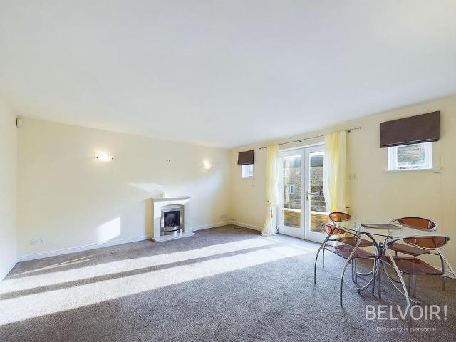 Townhouse for rent in New Town, Skipton