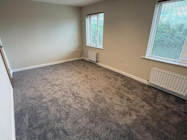 Townhouse for rent in Horbury, West Yorkshire