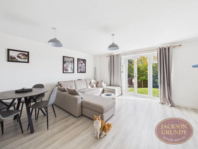 Townhouse for rent in Middlemore, Daventry