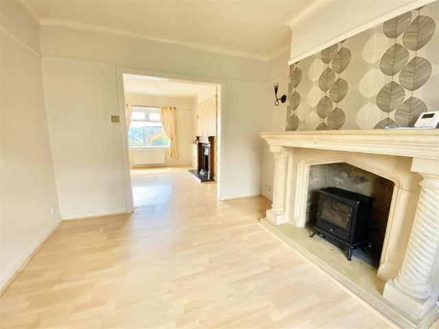 Townhouse for rent in West Yorkshire