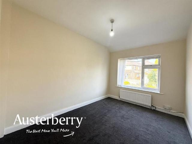 Townhouse for rent in Longton, Stoke-on-Trent