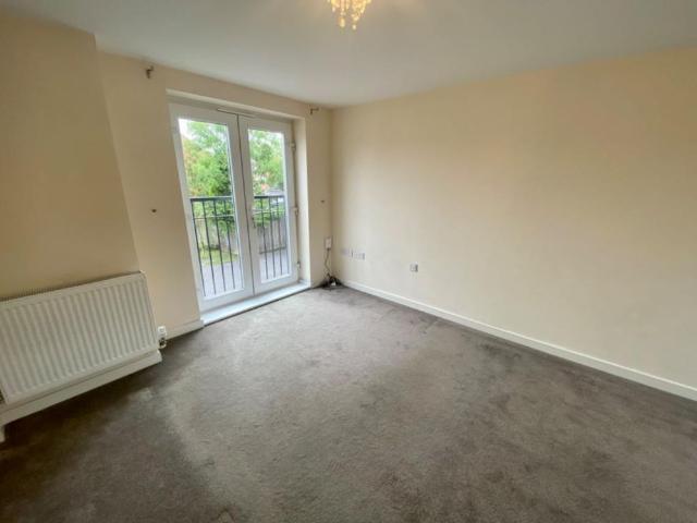 Townhouse for rent in Bedworth Heath, Camp Hill