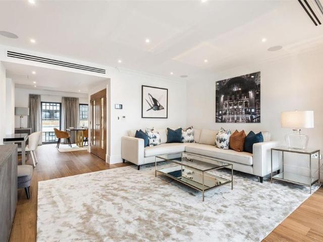 Townhouse for rent in Hammersmith, Isle Of Man