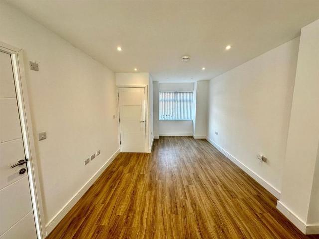 Townhouse for rent in Pendock, Isle Of Man