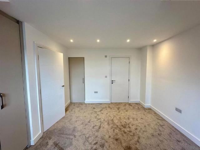 Townhouse for rent in Pendock, Isle Of Man