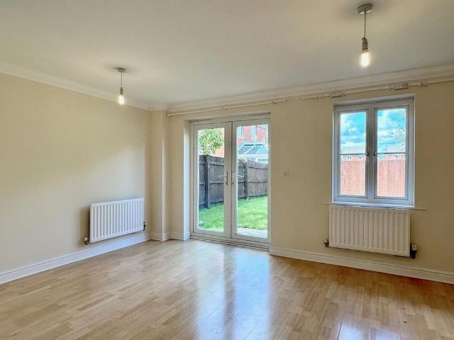 Townhouse for rent in Wales