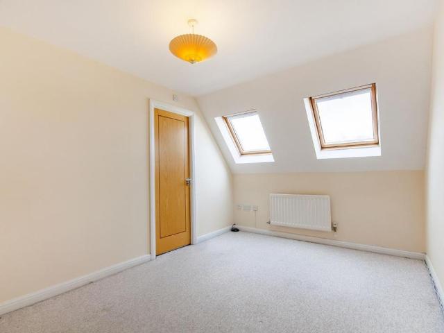 Townhouse for rent in New Langford, Evershot