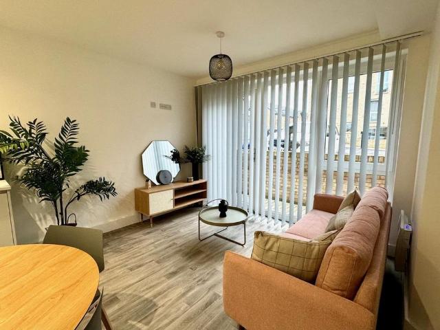 Townhouse for rent in Waverley, South Yorkshire