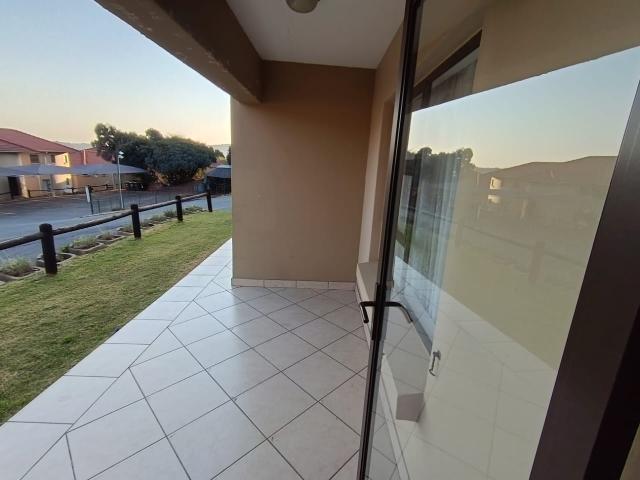 Townhouse for rent in Vosloorus, Gauteng