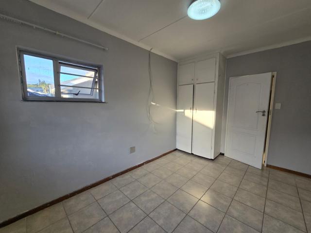 Townhouse for rent in East London, Eastern Cape