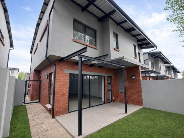 Townhouse for rent in Kungwini, Gauteng