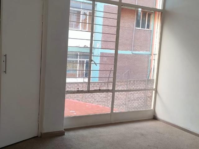 Townhouse for rent in Vosloorus, Gauteng