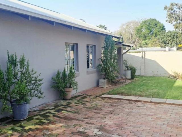 House for rent in Waterkloof, Gauteng