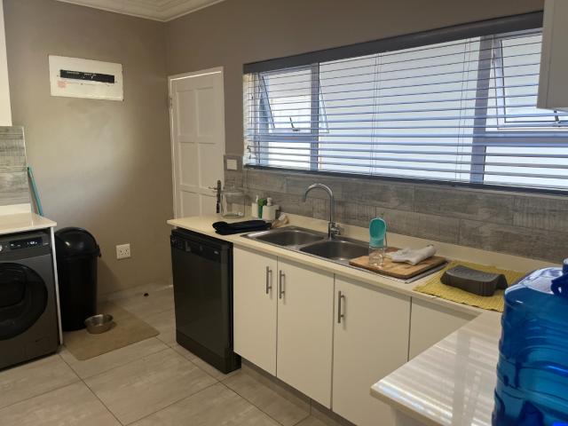 Townhouse for rent in Craigieburn, Kwazulu-natal