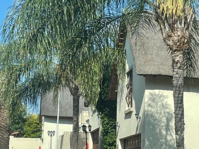 Townhouse for rent in Randburg, Gauteng