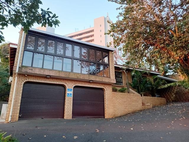 Townhouse for rent in Kingsburgh, Kwazulu-natal