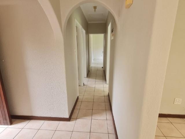 Townhouse for rent in Douglasdale Ext 99, Randburg