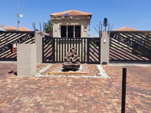 House for rent in Vosloorus, Gauteng