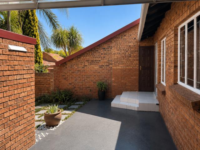 Townhouse for rent in Centurion, Gauteng