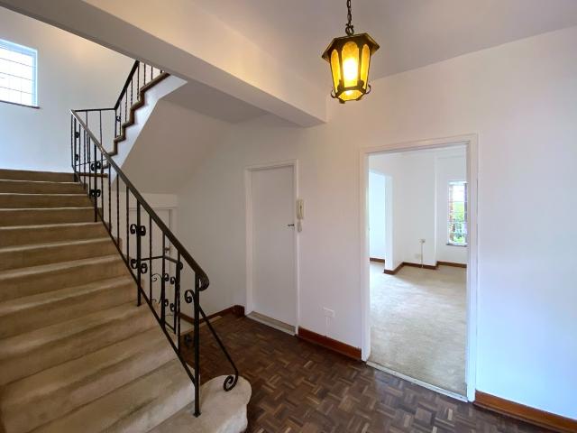 Townhouse for rent in Kloof, Kwazulu-natal