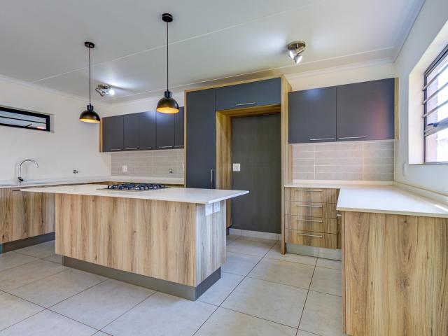Townhouse for rent in Ekurhuleni, Gauteng