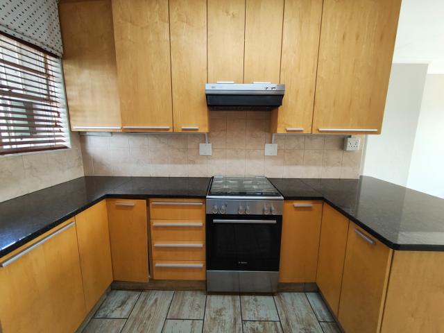 Townhouse for rent in Glenmarais, Ekurhuleni