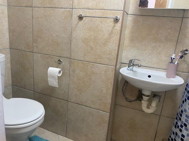 Townhouse for rent in Gordon's Bay, Western Cape