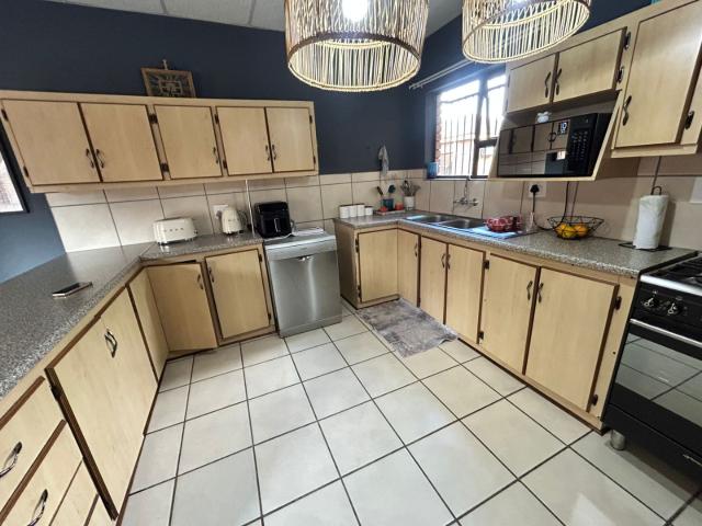 Townhouse for rent in Frances Baard, Northern Cape