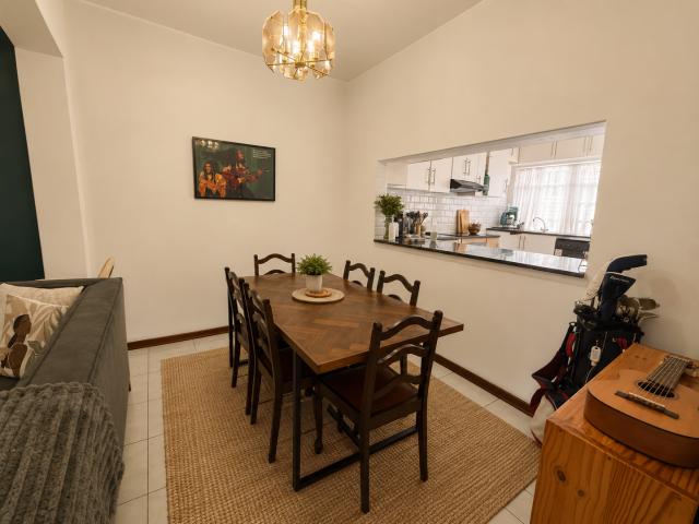 Townhouse for rent in Rosebank, Gauteng