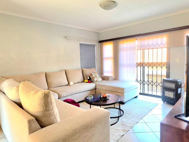 Townhouse for rent in Ekurhuleni, Gauteng