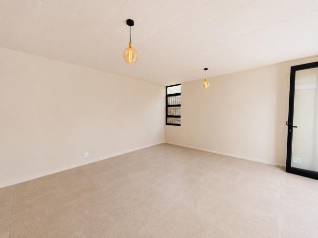 Townhouse for rent in Waterkloof, Gauteng