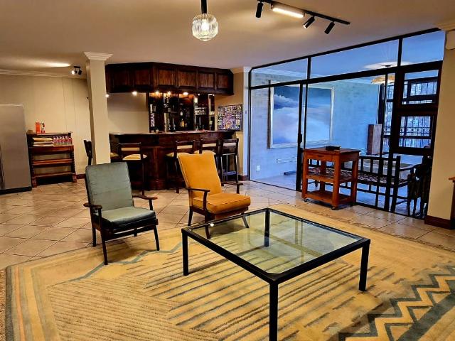 Townhouse for rent in Waterkloof, Gauteng