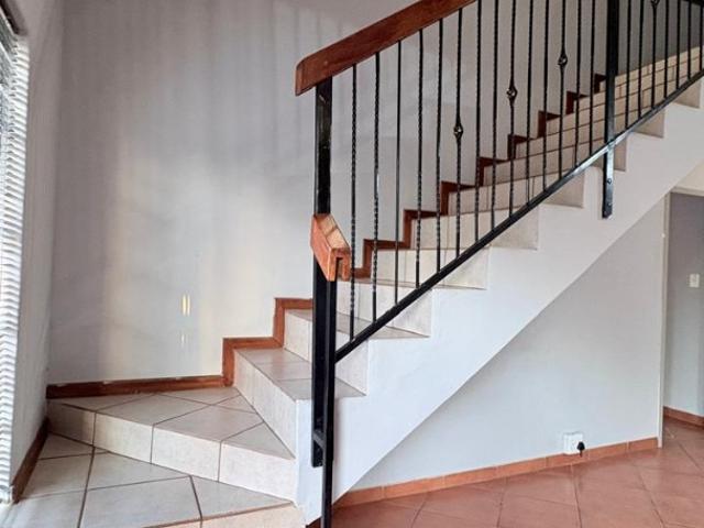 Townhouse for rent in Waterkloof, Gauteng