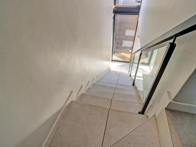 Townhouse for rent in Waterkloof, Gauteng