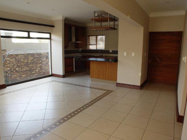 Townhouse for rent in Ekurhuleni, Gauteng
